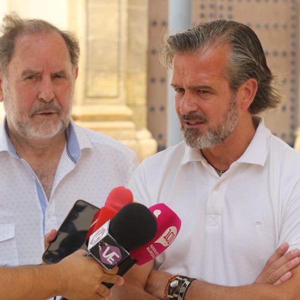 La Diputación de Málaga vuelve a rendir homenaje a los veleños María Zambrano y Evaristo Guerra convocando los premios que llevan su nombre