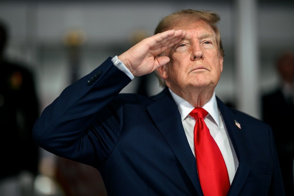 Trump se rinde ante Putin a cambio de combustible