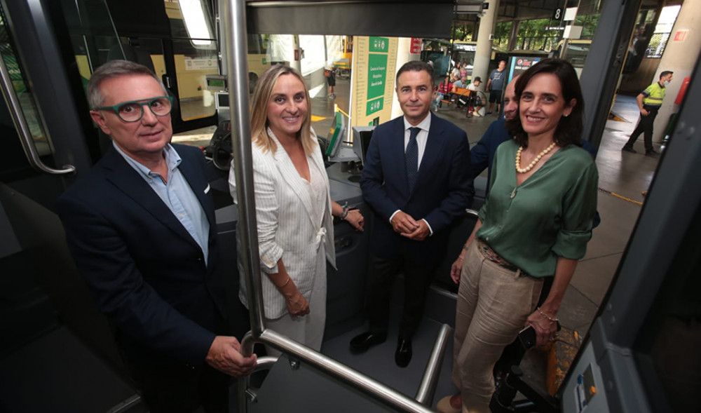 La consejera de Fomento anuncia el inicio en breve de la reforma integral de la estación de Plaza de Armas de Sevilla