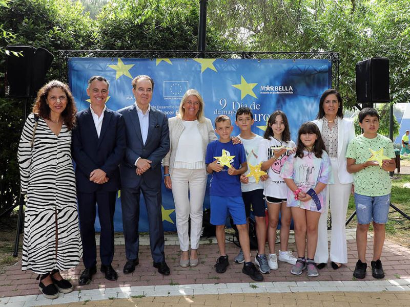 Marbella celebra el Día de Europa con actividades para los escolares y un reconocimiento a los representantes de las asociaciones comunitarias de la ciudad