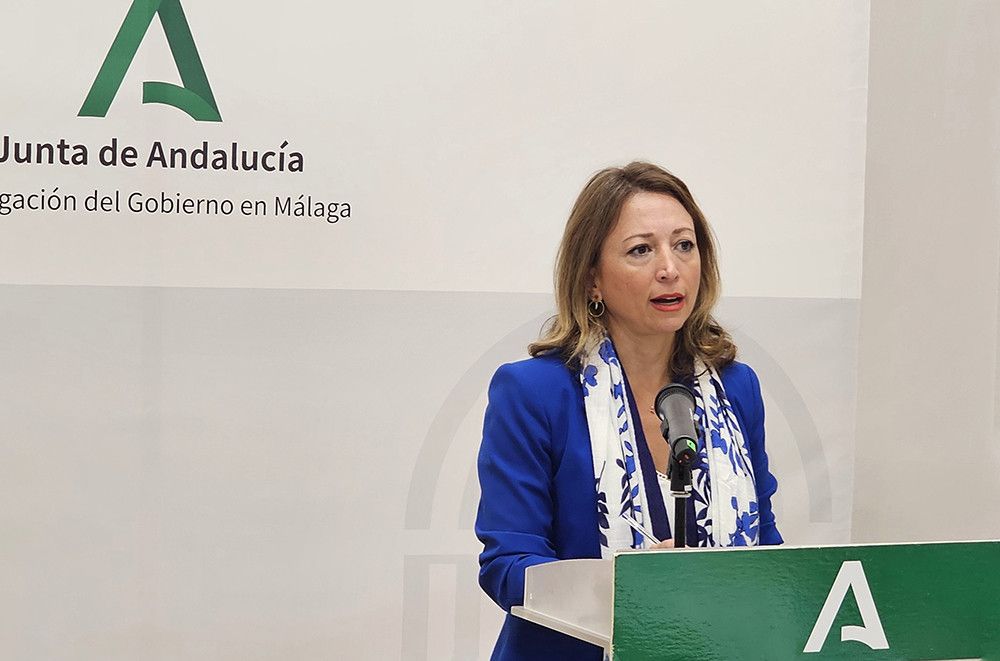 La delegada del Gobierno andaluz en Málaga afirma que por cada 10 euros que invierte la Junta en agua, el Gobierno central sólo destina 0,68 euros