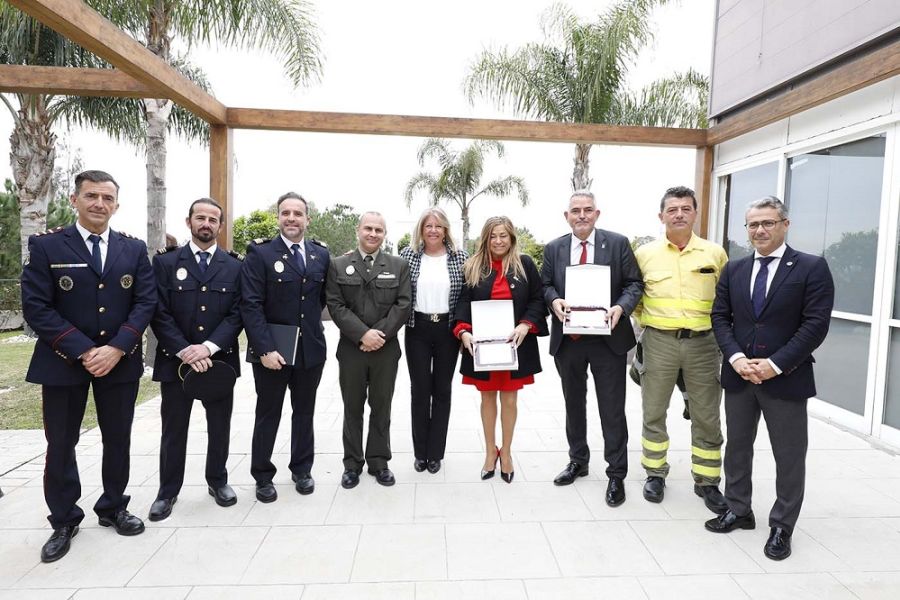Entrega de distinciones con motivo de la celebración del Patrón de los bomberos