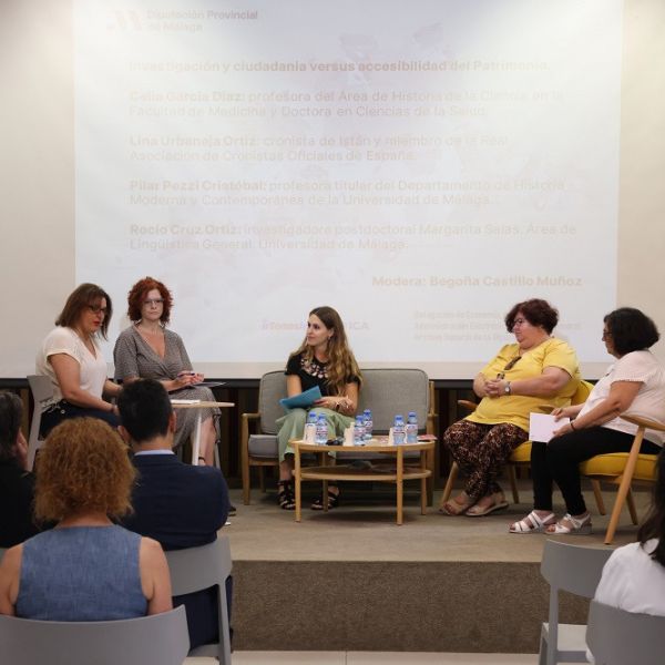 Celebrada una jornada para analizar la situación de los archivos municipales de la provincia de Málaga