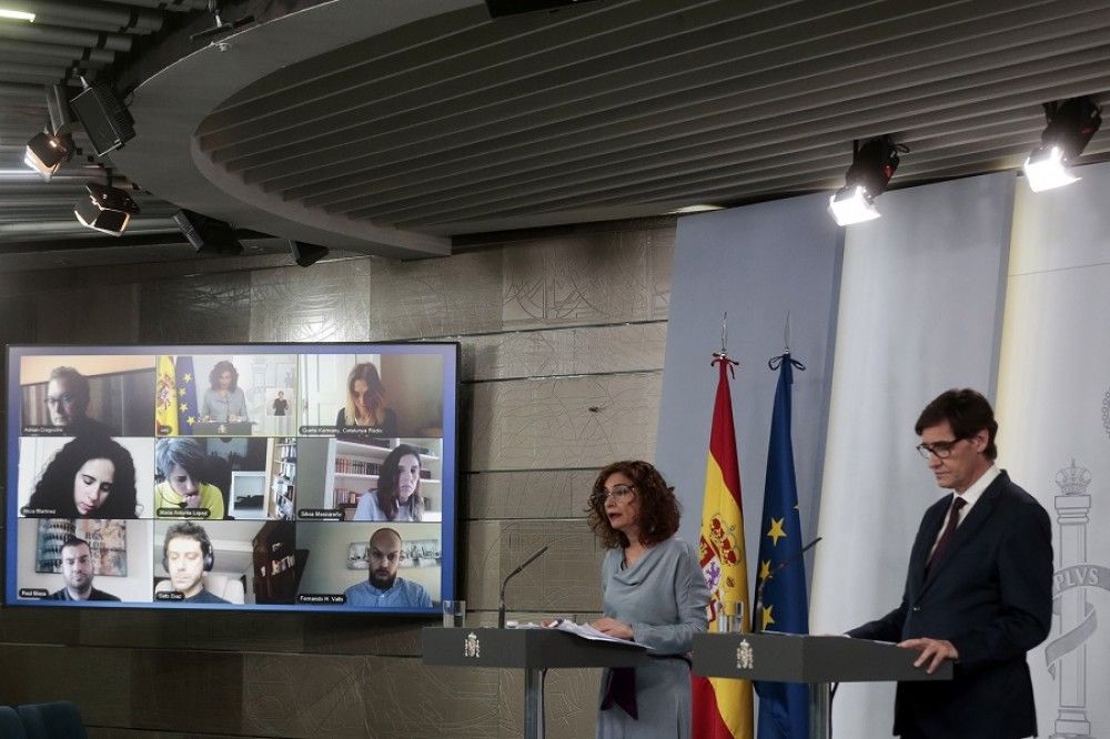 El Gobierno permite a pymes y autónomos aplazar un mes las declaraciones de impuestos del mes de abril