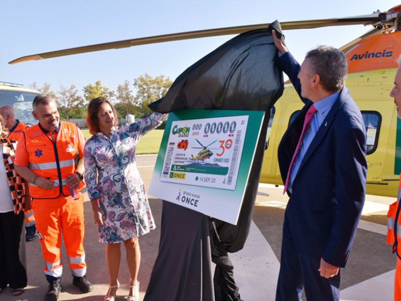 El 061 y la ONCE conmemoran los 30 años del servicio de emergencias sanitarias en Andalucía