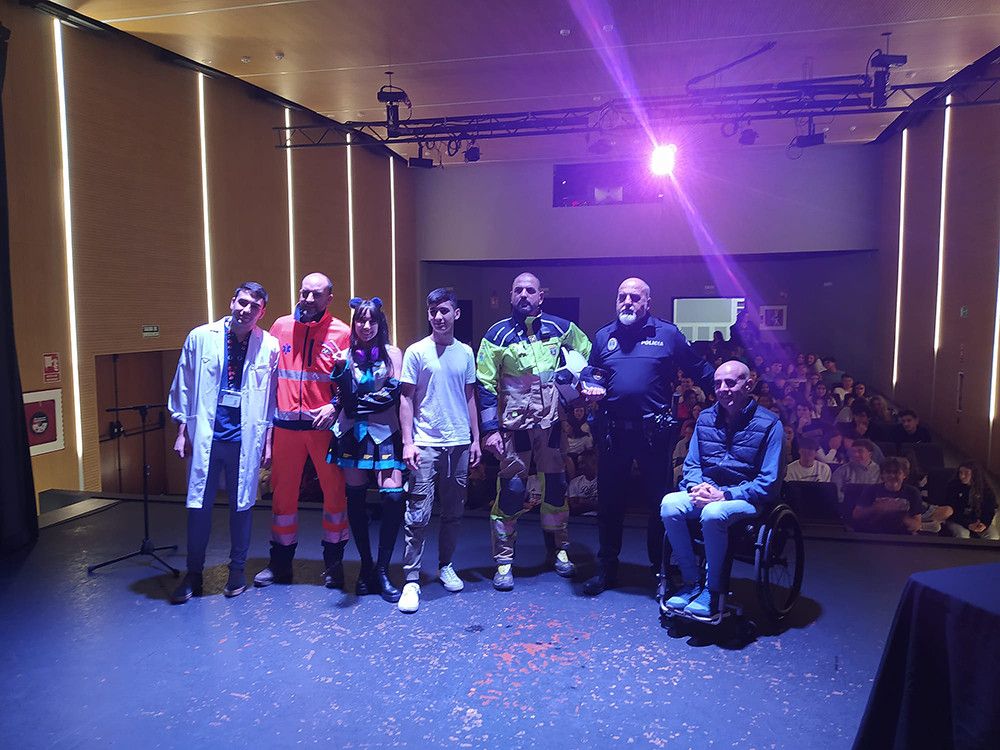 La Consejería de Salud y Consumo realiza en Benalmádena el espectáculo Road Show’, comprometido con la reducción de accidentes de tráfico y su evitabilidad entre los jóvenes