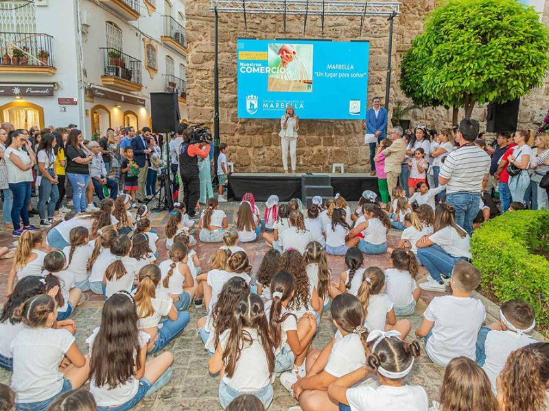 El Ayuntamiento lanza un vídeo promocional del comercio local en el que han participado más de una treintena de establecimientos