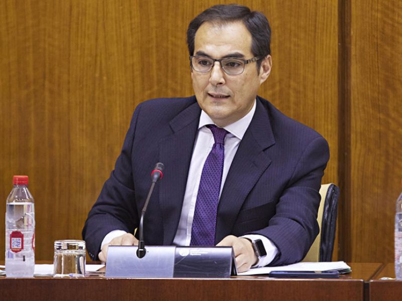 La Junta cerrará este mes con los sindicatos las plazas a convocar por concurso para estabilizar a interinos de larga duración