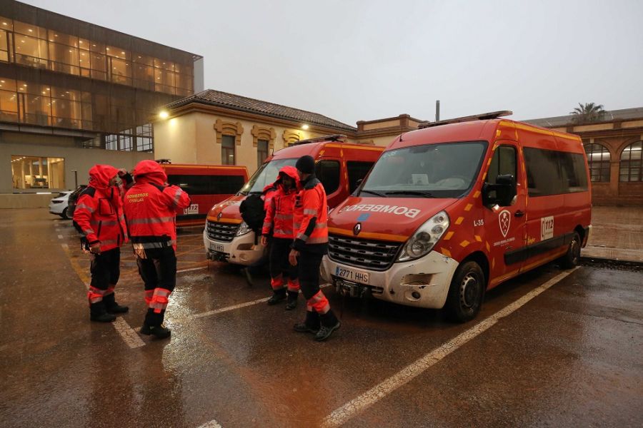 Tres furgonetas del CPB con 3.000 kilos de material técnico de emergencias salen hacia Ucrania
