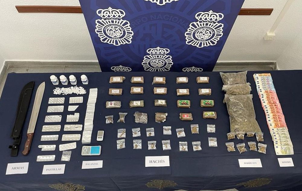 Desmantelado un punto de venta de drogas en una vivienda de Marbella próxima a un parque infantil