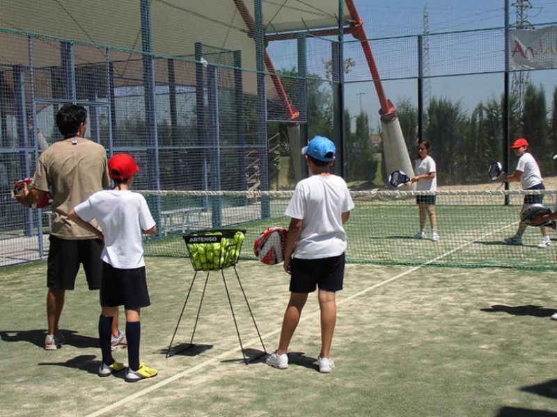 Amplio abanico de actividades para este verano en las instalaciones deportivas andaluzas