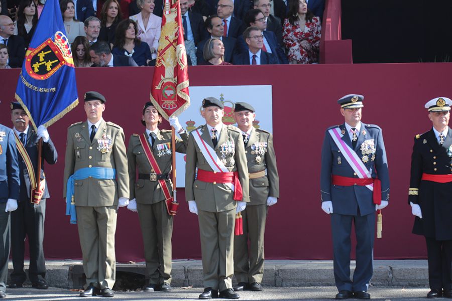 Los reyes, acompañados de la princesa de Asturias, presiden los actos por el Día de la Fiesta Nacional