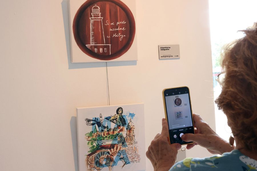 La Diputación acoge una muestra de las obras finalistas del concurso ‘Málaga tiene tela’ para imprimir la mejor imagen de Málaga en una bolsa de algodón