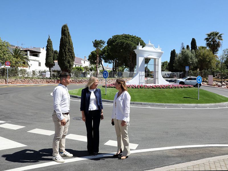 El Ayuntamiento mejora la movilidad peatonal y la seguridad vial en la zona de El Mirador, al norte del casco urbano