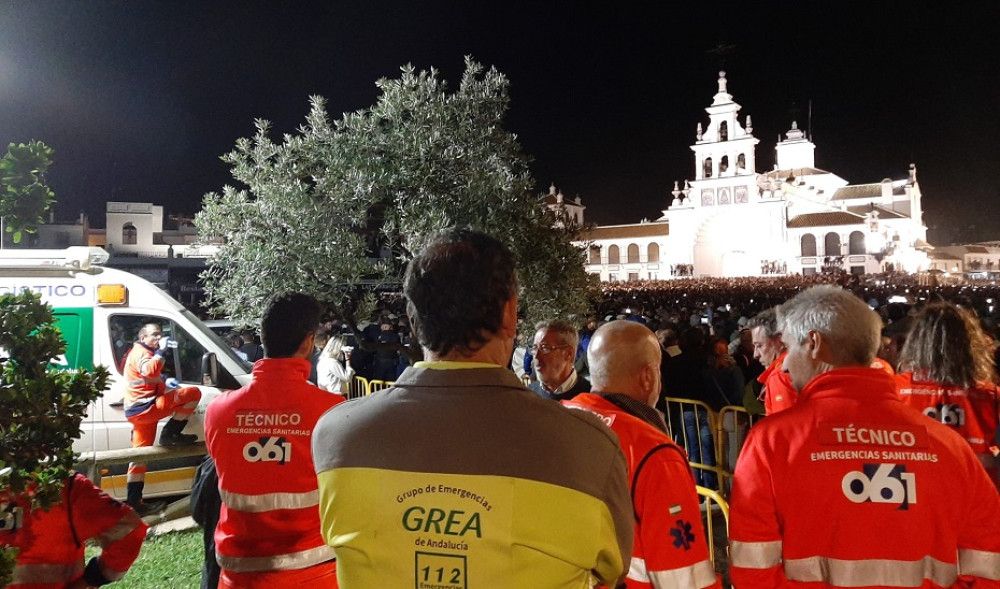 El Operativo Ermita cierra con una treintena de atenciones sanitarias y dos traslados al Centro de Atención Principal de la Aldea