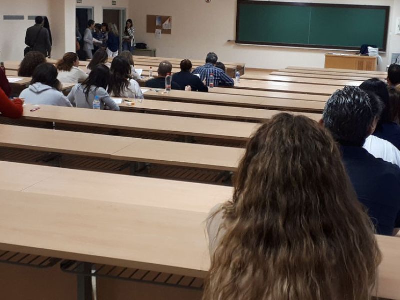Mañana comienzan en Andalucía las oposiciones de Secundaria, Régimen Especial y FP con más de 42.400 aspirantes y 6.543 plazas