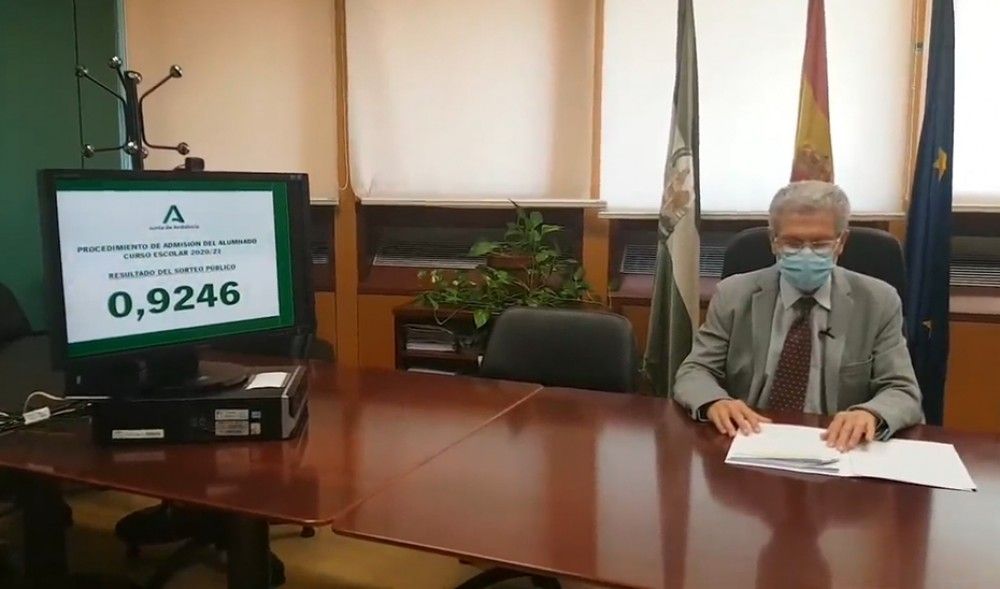 El número 0,9246 resolverá los casos de empate para la escolarización del nuevo curso 2020/21