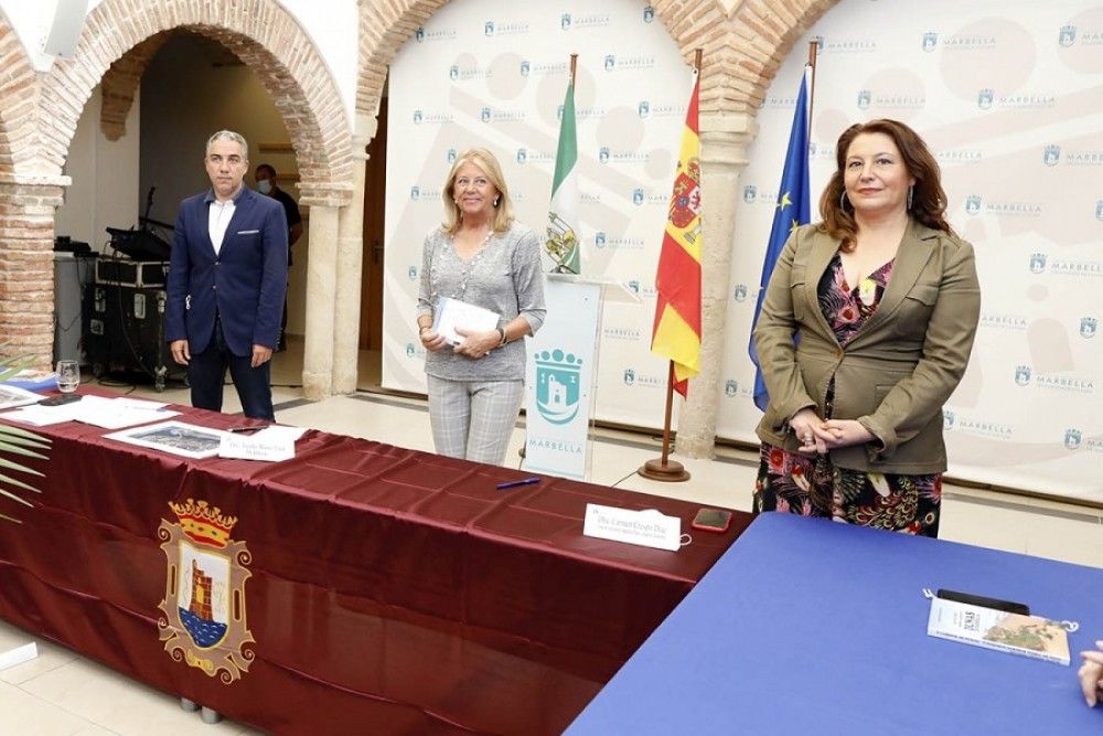 Acuerdo entre la Junta y el Ayuntamiento para reforzar la protección de las dunas de Marbella y potenciar su atractivo medioambiental
