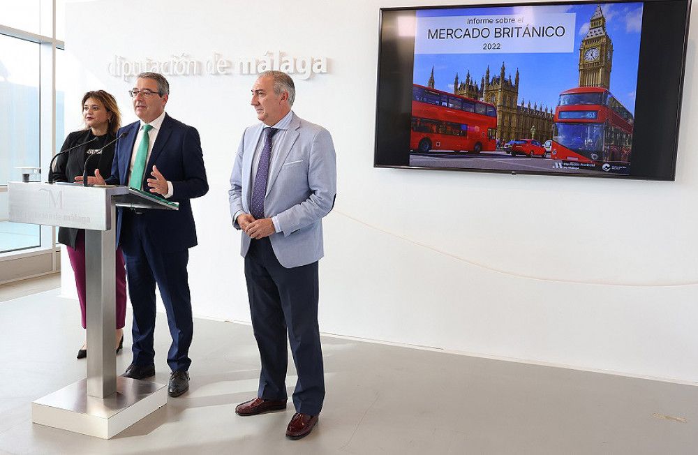 Costa del Sol acude a World Travel Market con la mayor inversión de su historia y una impactante acción en el metro de Londres