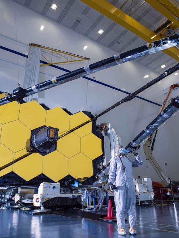 Confirmado el despliegue del espejo secundario del telescopio James Webb