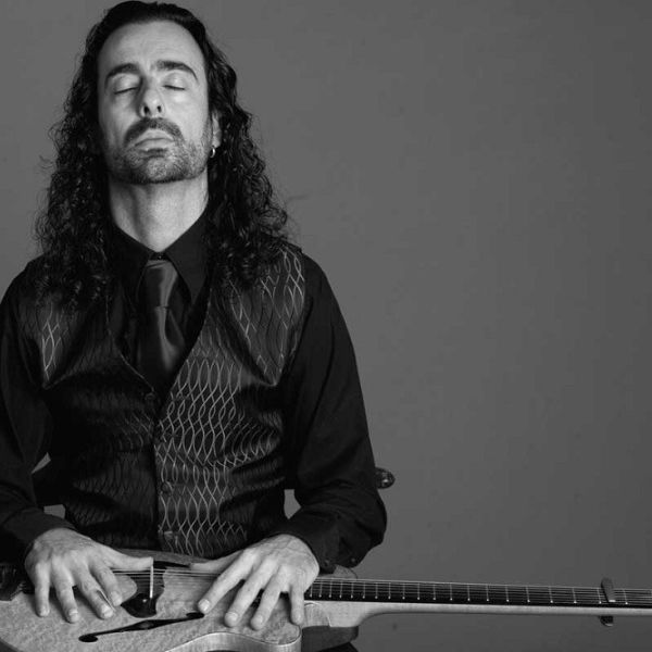 Flamenco, el patrimonio botánico de la finca de La Concepción y el futuro de la democracia, esta semana en La Malagueta