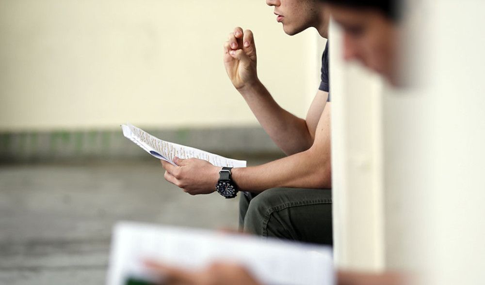 Andalucía accede a la universidad con las notas medias más altas de España