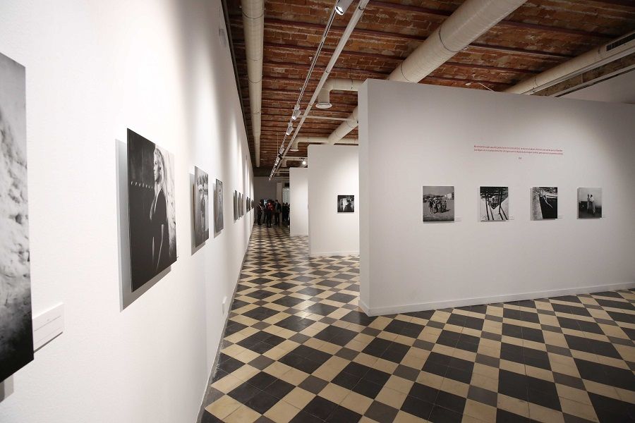 Una exposición fotográfica inédita de La Térmica recoge el paso de la estrella Brigitte Bardot por la provincia de Málaga