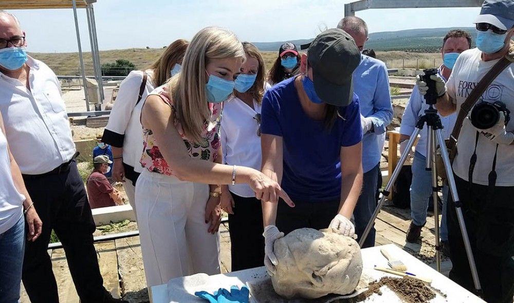 Descubierta en Linares una cabeza de mármol del siglo IV d.C. dentro del Conjunto Arqueológico de Cástulo