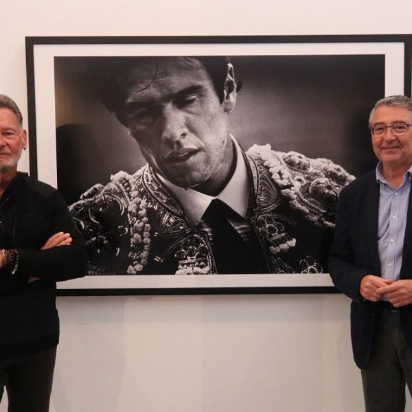 El fotógrafo Sandro Miller exhibe en La Malagueta por primera vez su colección El Matador, un homenaje al mundo del toreo