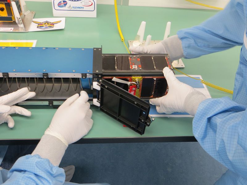El nanosatélite impulsado por la Junta enviará imágenes desde el espacio en dos semanas
