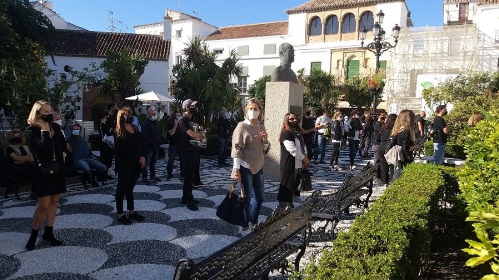 Comerciantes y hosteleros de Marbella advierten de que están al límite