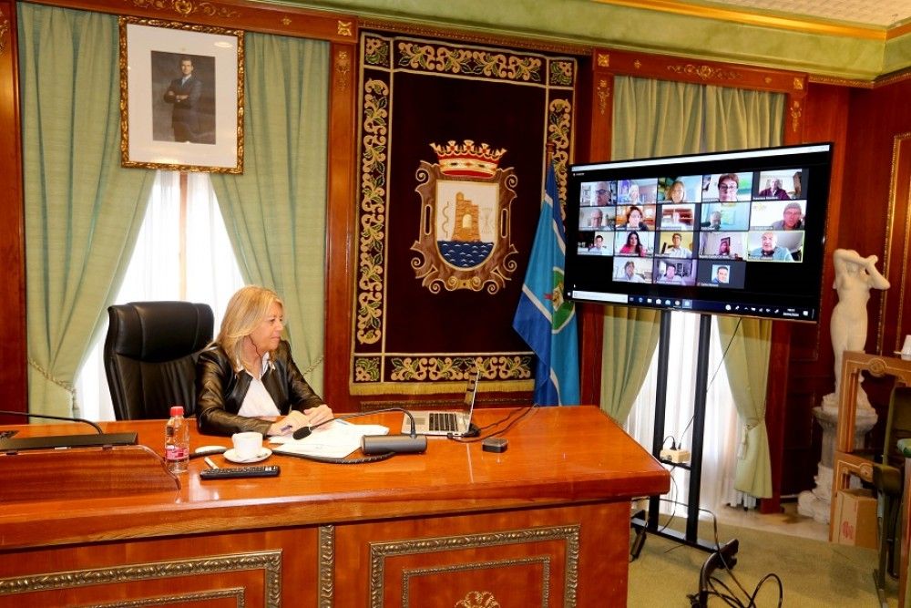 La alcaldesa de Marbella pide al Gobierno central un plan de rescate para salvar al sector del turismo