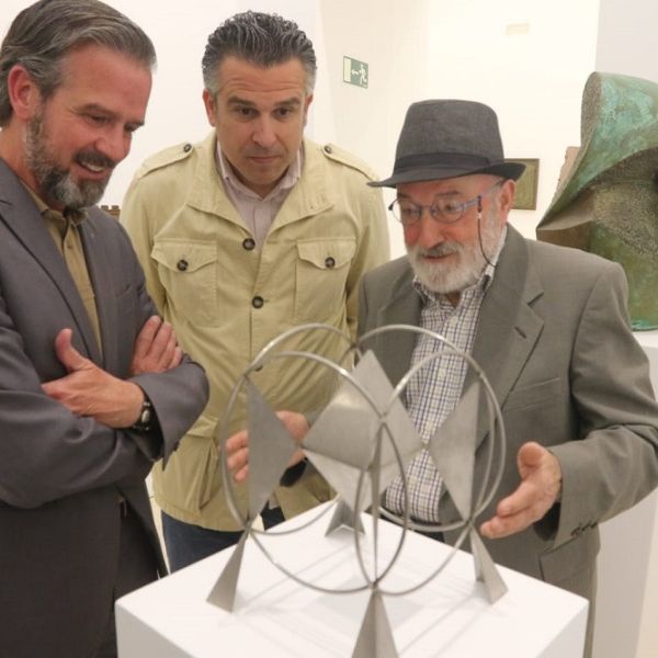 La materia de los sueños’, de Suso de Marcos, rinde homenaje en el MAD de Antequera a la poesía contemporánea