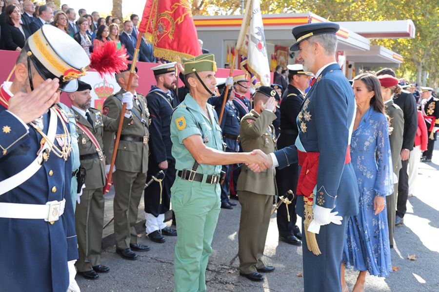 Los reyes, acompañados de la princesa de Asturias, presiden los actos por el Día de la Fiesta Nacional