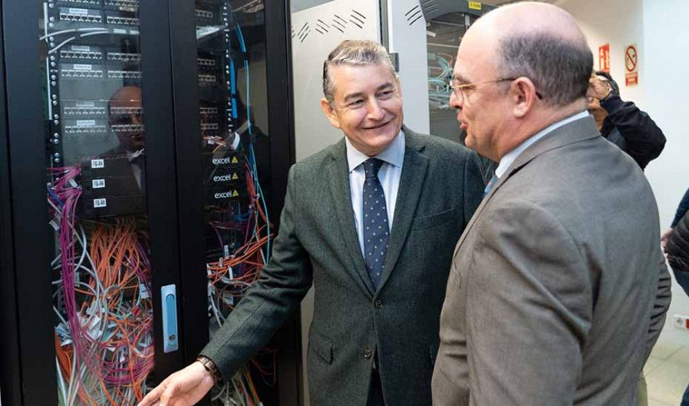 La Junta de Andalucía invertirá 18 millones en blindar sus equipos informáticos frente a ciberataques