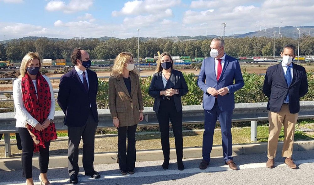 Marifrán Carazo pone la primera piedra de la zona intermodal del Área Logística Bahía de Algeciras
