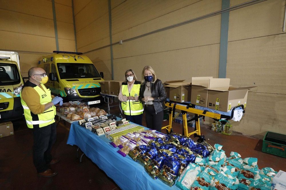 El Ayuntamiento refuerza el apoyo a los más vulnerables con la entrega de una ayuda extraordinaria a más de 250 familias a través de la Tarjeta Monedero y lotes navideños a 40 usuarios del programa Faro