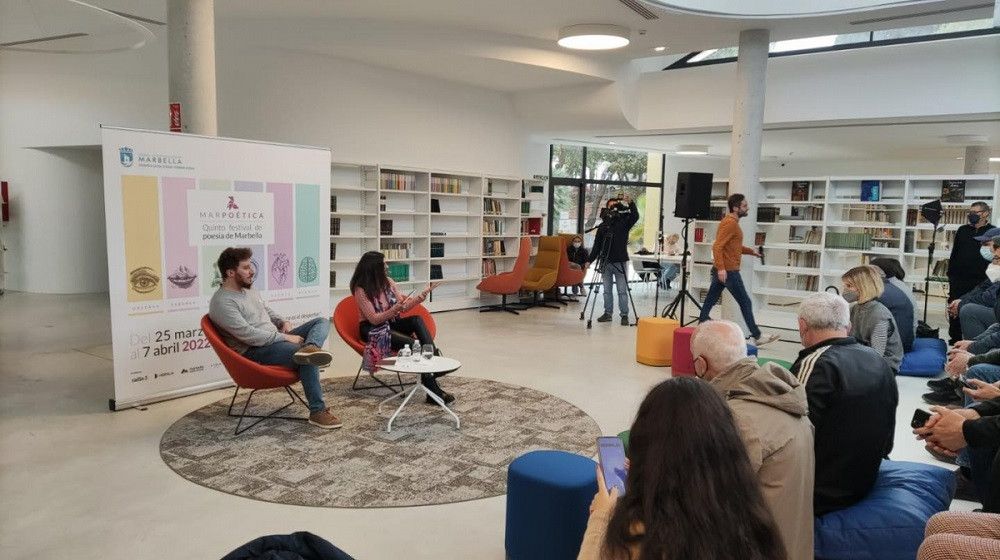 Marpoética afronta su último tramo con nuevas voces, más perspectivas sobre lo poético y la presencia de Juan José Millás