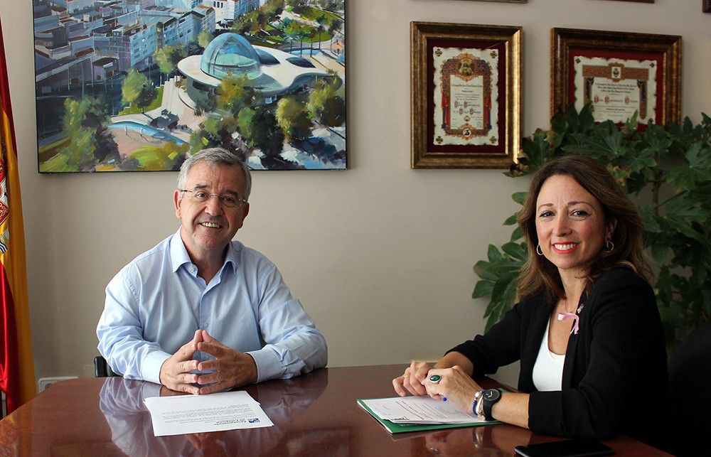 La Junta trabaja con el Ayuntamiento para convertir a Estepona en un referente de formación en la provincia de Málaga