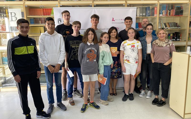 Los institutos de Secundaria de Marbella protagonizan una lectura conjunta de poemas bajo el influjo de Blas de Otero y su libro Pido la paz y la palabra’
