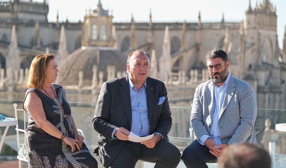 Andalucía busca conexiones directas con EEUU y Asia para reforzar su apuesta por los mercados lejanos