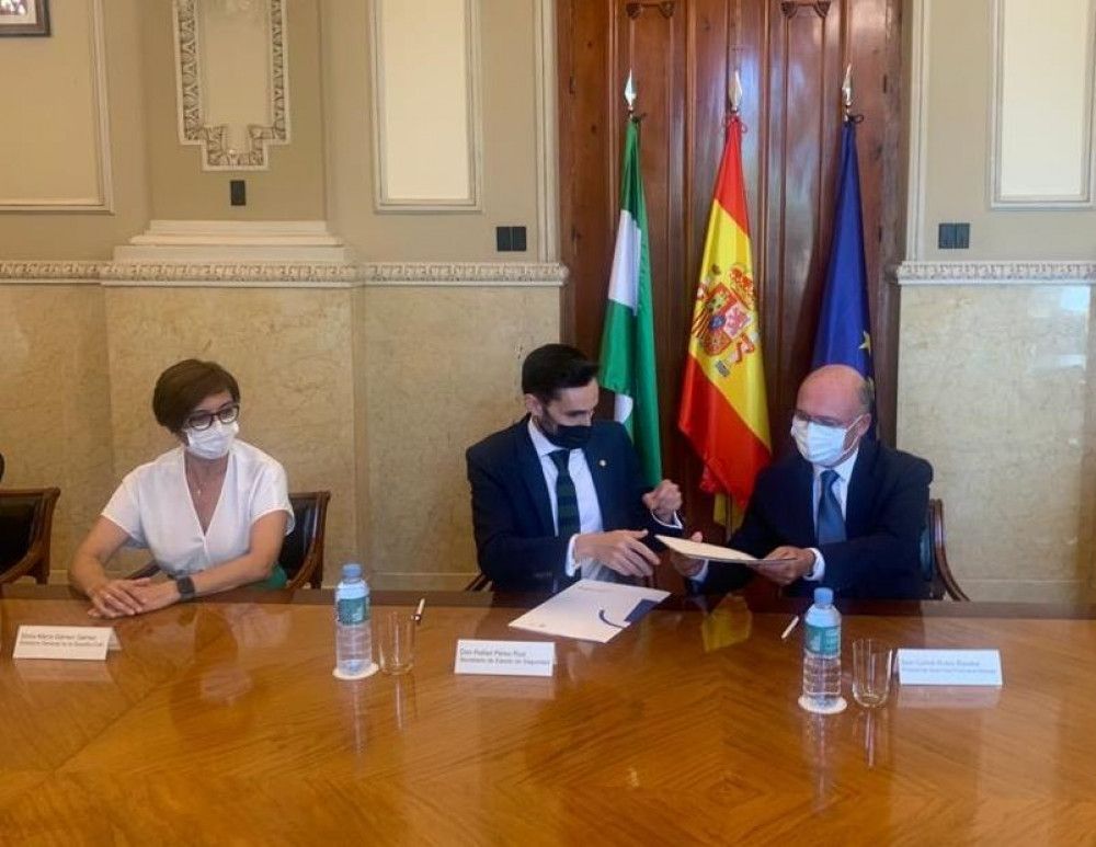 Acuerdo entre Interior y la Autoridad Portuaria para la construcción del nuevo acuartelamiento de la Guardia Civil en el puerto de Málaga