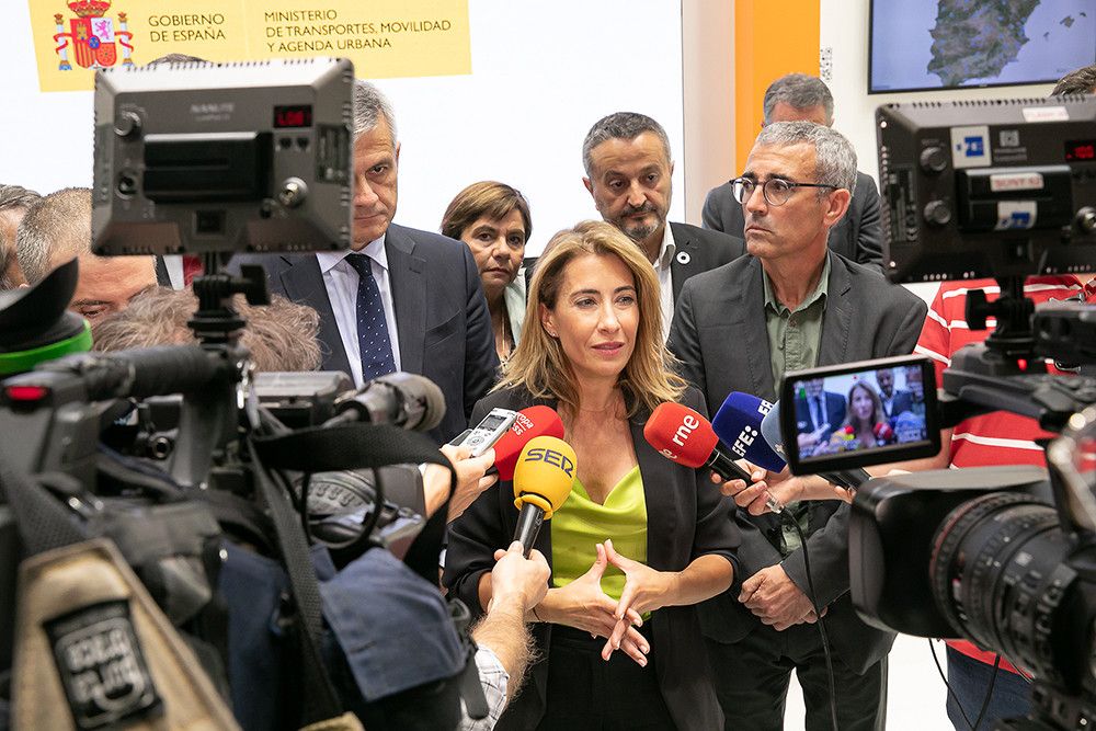 En servicio la nueva estación de Sant Andreu, en el norte de Barcelona