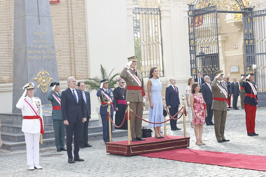 La princesa de Asturias jura bandera en la Academia Militar de Zaragoza