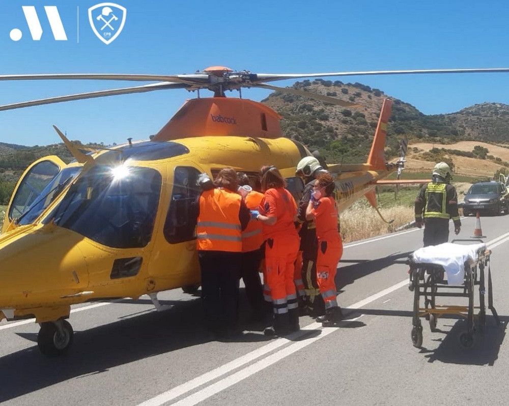 El CBP interviene en un accidente de tráfico en Cañete la Real