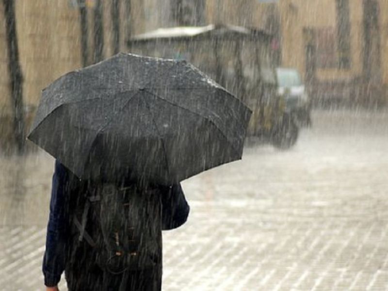 AEMET mantiene activo hasta medianoche el aviso naranja por lluvias en Cádiz y en la Costa del Sol