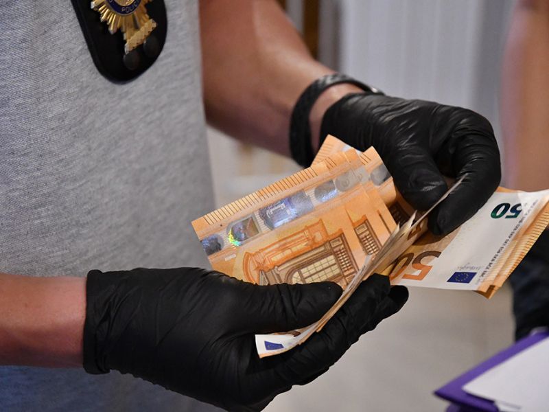Detenidos cinco miembros de una organización que enviaba droga desde Málaga hasta Dinamarca