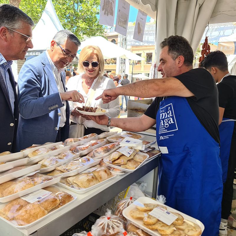 El Balcón de Europa de Nerja acoge desde hoy la Feria Comarcal Sabor a Málaga con 32 productores de toda la provincia
