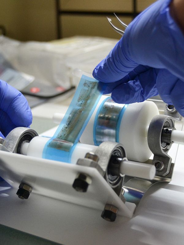 Crean una técnica barata para escalar la producción de nanoláminas de materiales como el grafeno