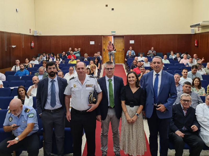 Más de 130 cargos públicos participaron ayer en la Jornada sobre Seguridad y Emergencias organizada por la Junta